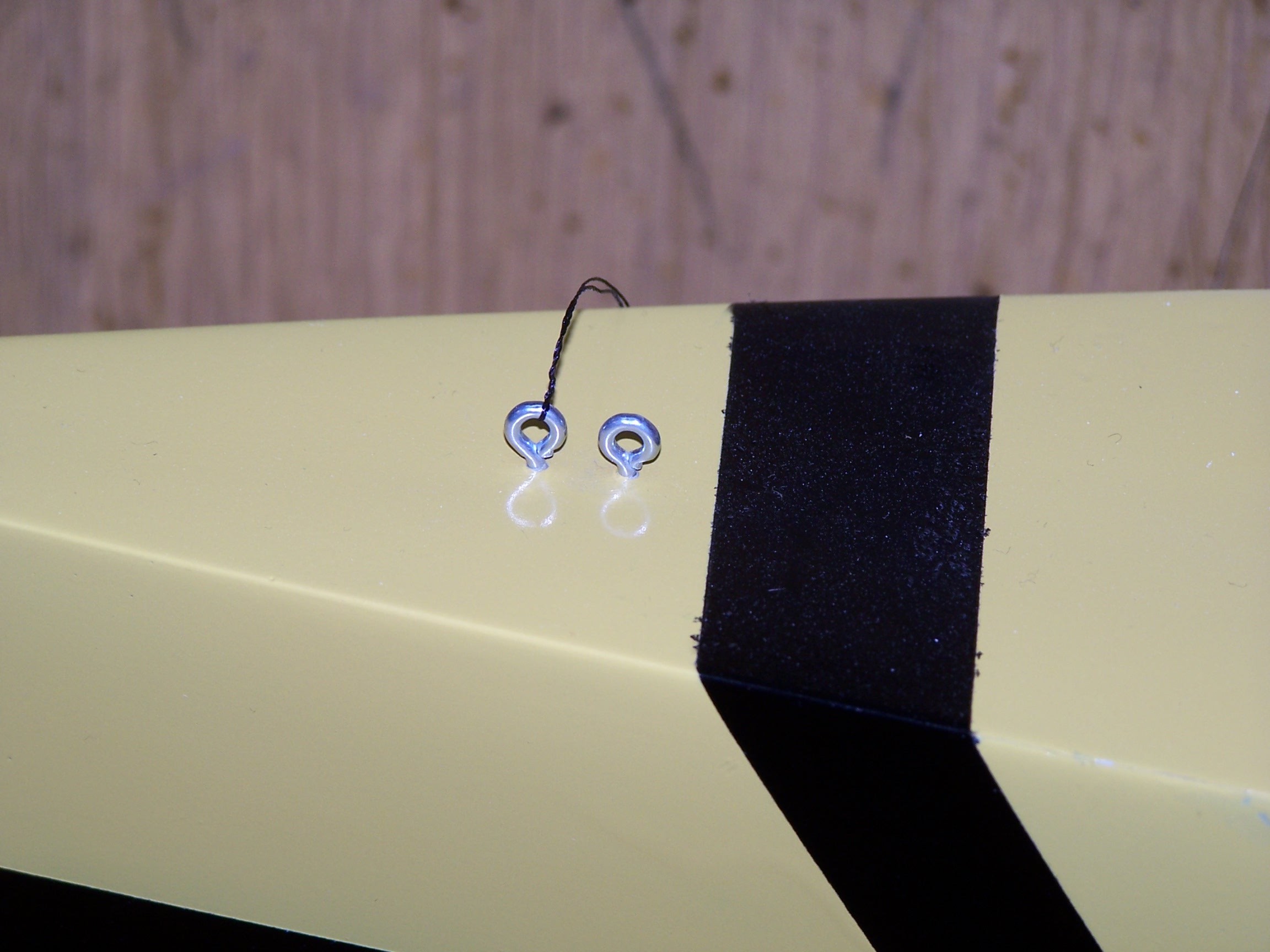 100_1766.jpg (346.22 KiB) Przejrzano 10895 razy Przelotki do mocowania sztagu razem z fokiem