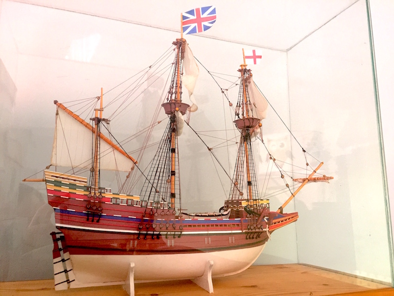 Mayflower, Mały Modelarz 3/2001 1:100