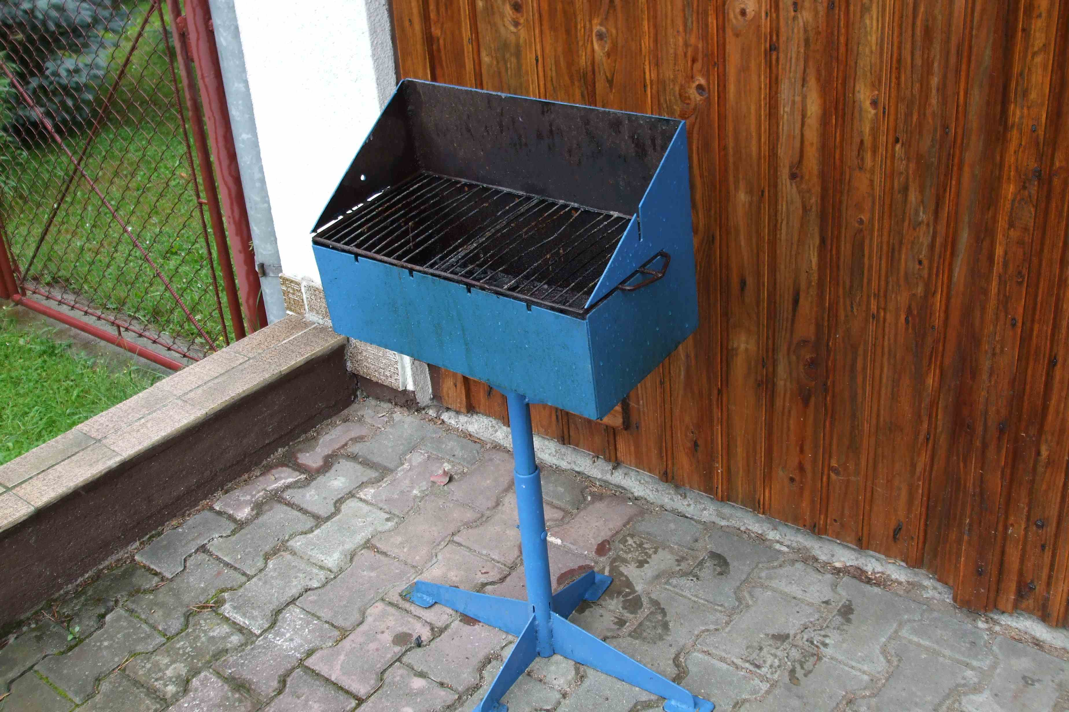 gril.JPG (480.3 KiB) Przejrzano 5665 razy letnia pociecha