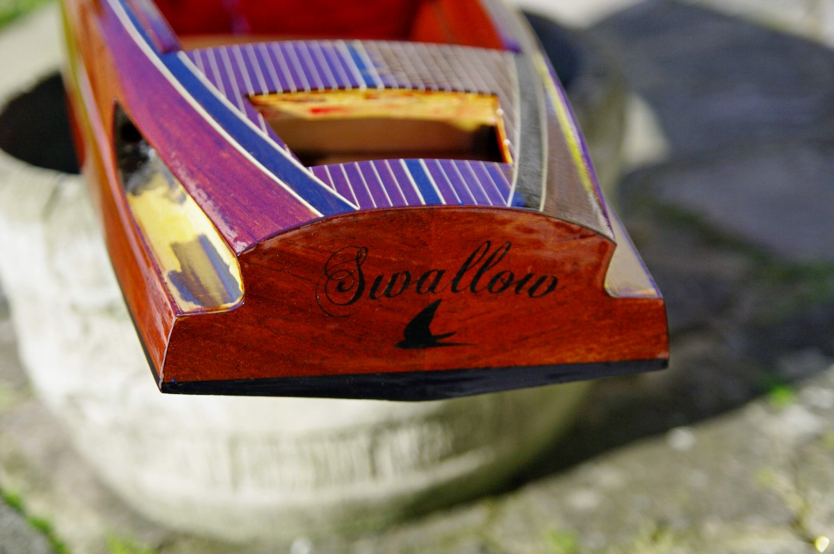 _PNT4618.jpg (160.77 KiB) Przejrzano 8996 razy rufa z "cieniem" napisu