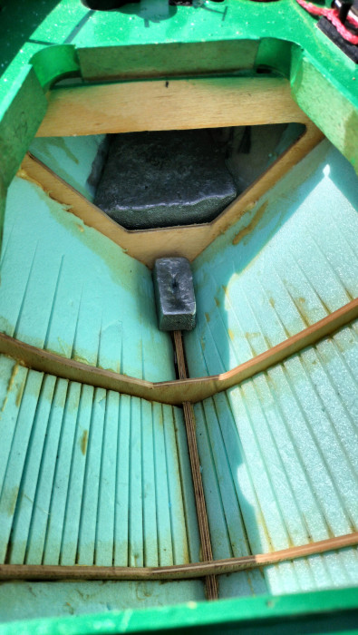 IMG20230529141959.jpg (3.11 MiB) Przejrzano 3317 razy Balast dziobowy 1,8 kg