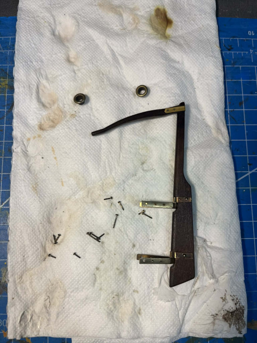 ster - bejca, lakier, blaszki