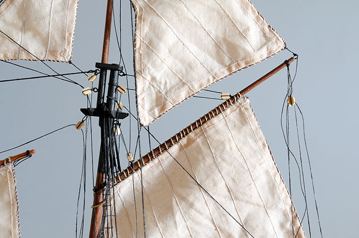 schooner_208.jpg