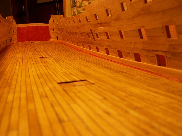 spirketting na prawej burcie